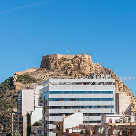 Hotel La Mercado 3*