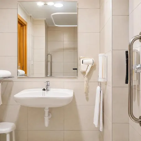 Nuvi Mercado Hotel 3*