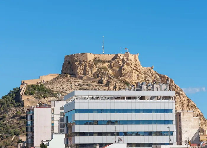Hotell La Mercado 3*
